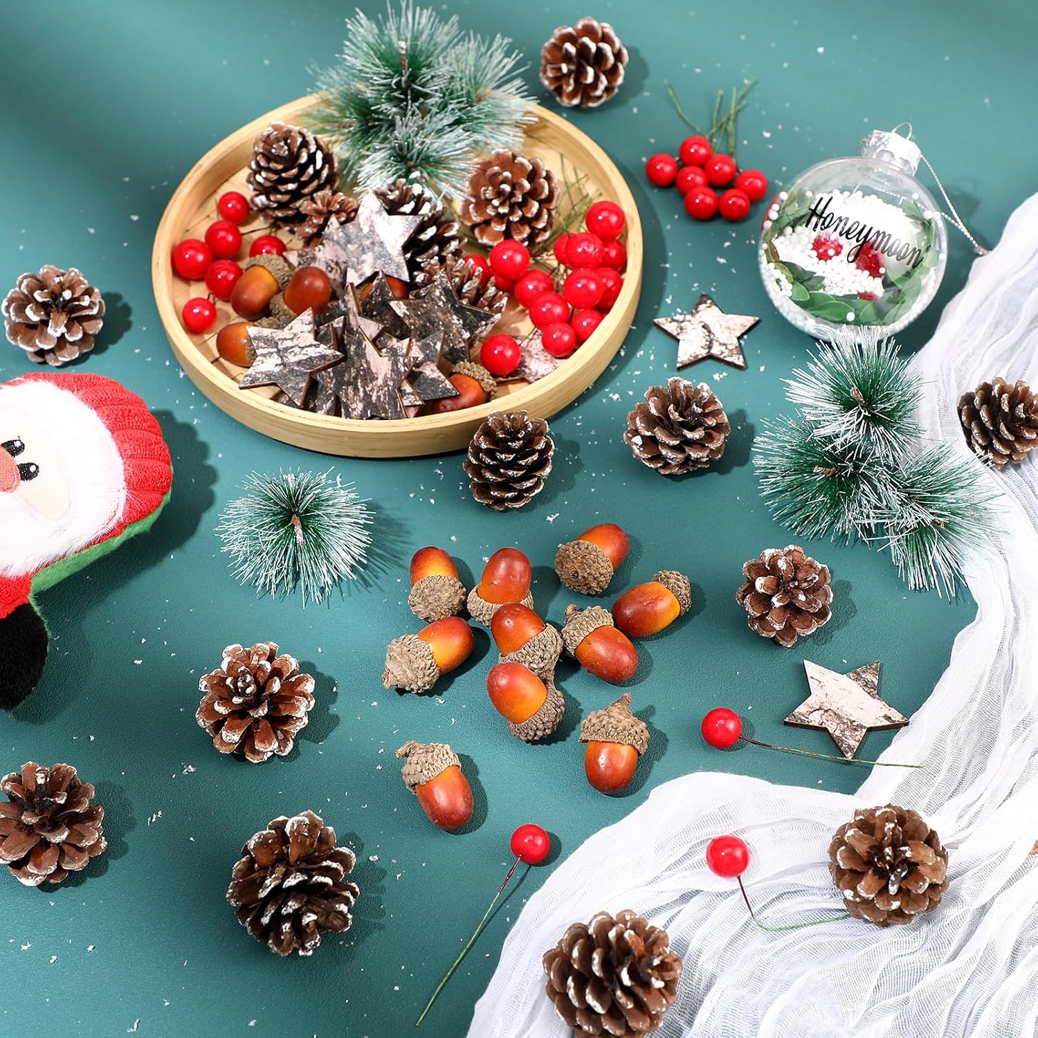 Riceshoot 432 Pcs Christmas Picks and Sprays Pine Cone Red Berries Set Christmas Wreath Making Decoration Artificial Pine Branches Acorns Wooden Stars for Xmas Supplies Party DIY Crafts