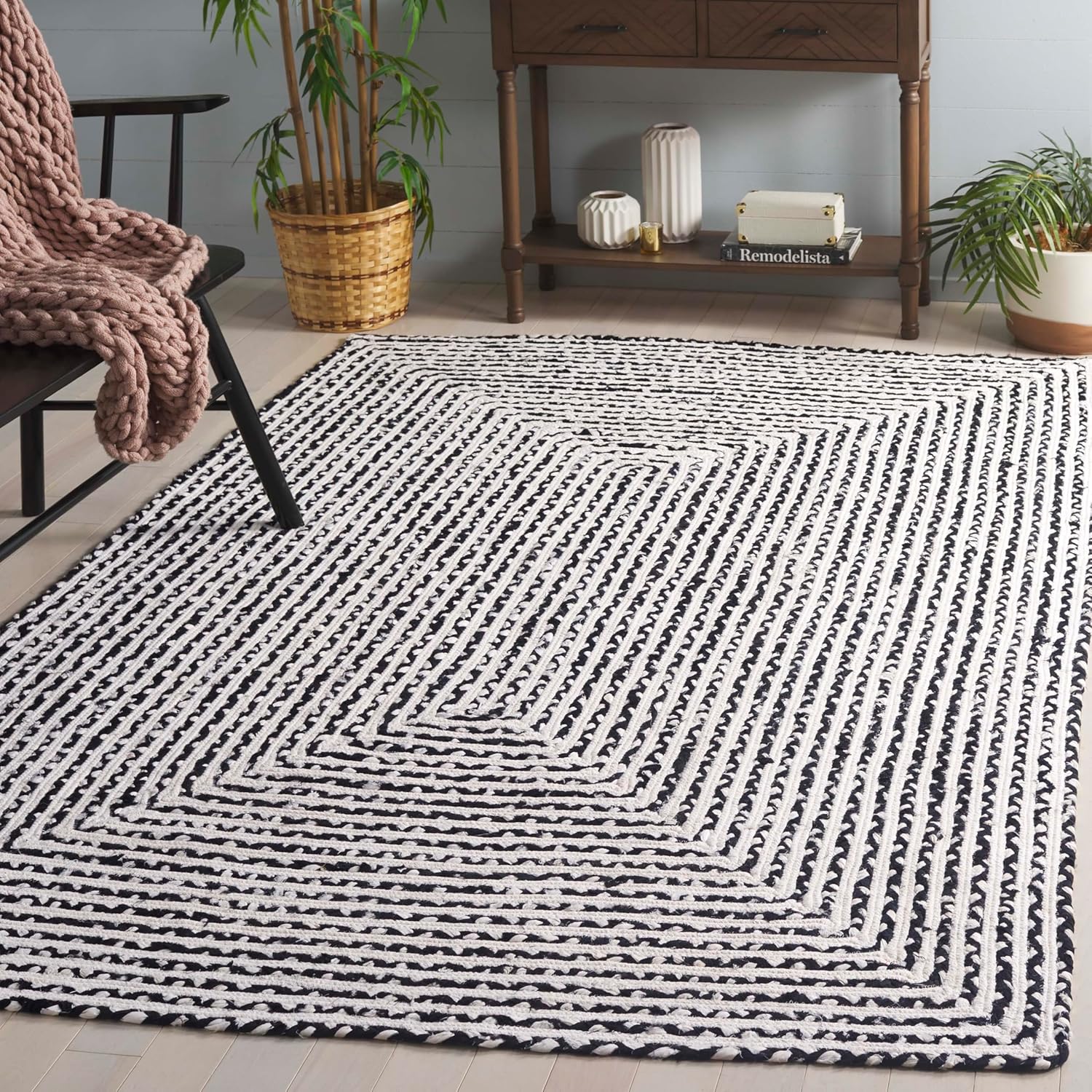 SAFAVIEH Braided Collection Runner Rug - 2'3" x 9', Blue & Ivory, Handmade Farmhouse Cotton, Ideal for High Traffic Areas in Living Room, Bedroom (BRD260M)